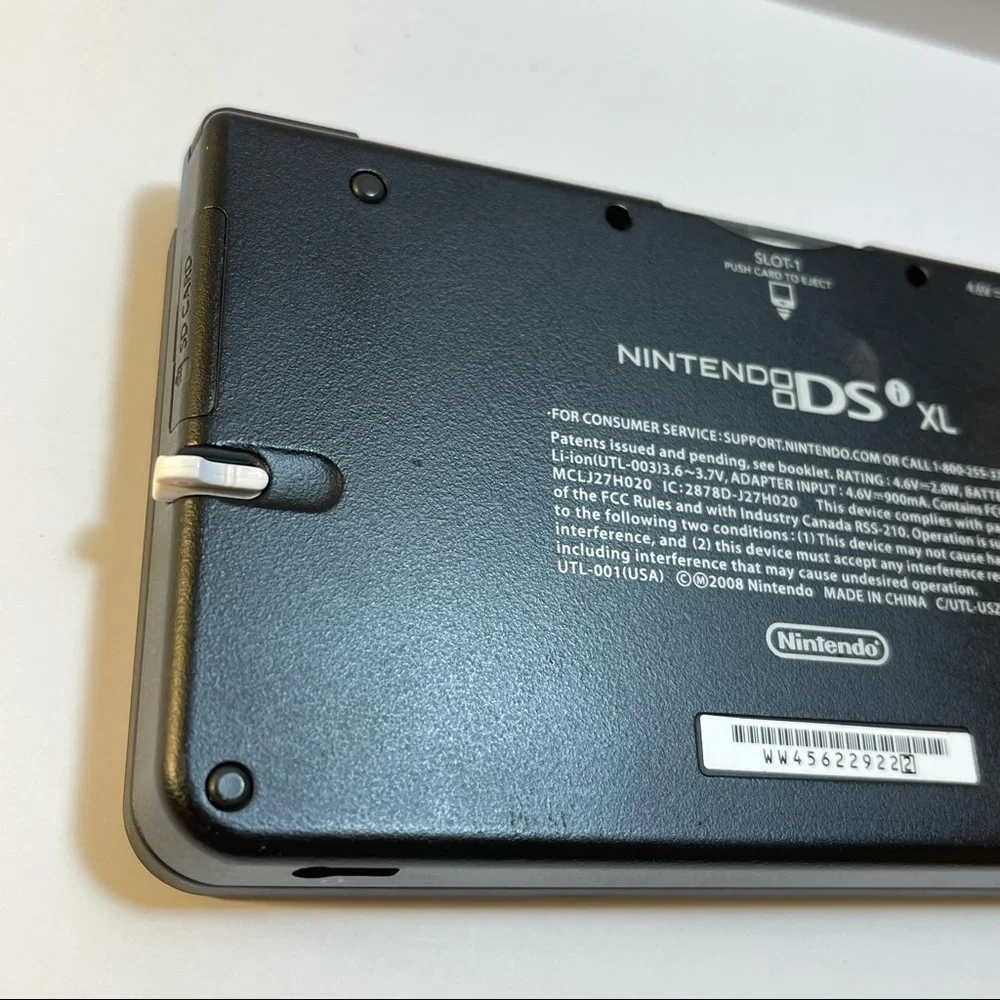 SOLD (1)Nintendo DSi XL Midnight Blue (1)NEW🔌 (1)NEW 32GB CARD (7)Games! - Picture 9 of 15